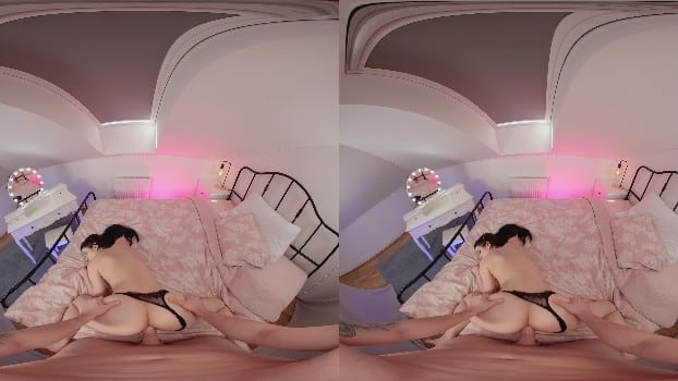 [XSinsVR.Com / Sinsvr] Sophie Weber - Brunette Loves Anal / Teen Loves Anal [08.04.2025] (2048p X265 Hi10p) 2