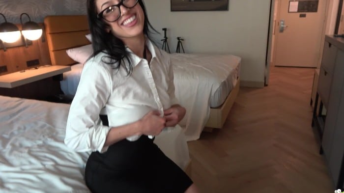 [TadpoleXStudio] Alexa Chains - Pervy Job Interview With Alexa Chains (2025-08-26) [1080p] 1