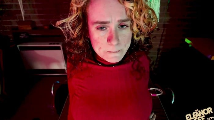 [ManyVids] Theeleanorgee - Feral Step-Sister 2