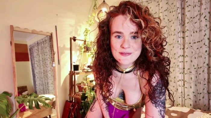 [ManyVids] Theeleanorgee - Mommy's Wrong Costume 2