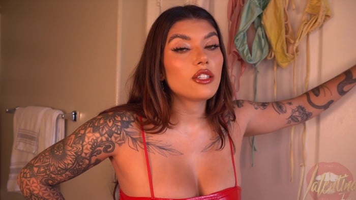 Valentina Fox - Get In The Closet [2160p] 5