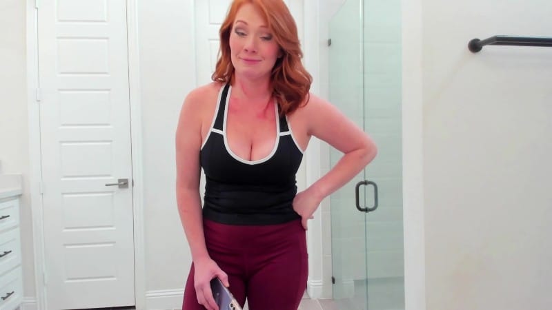 xheidihoe - Fucking my contractor's HUGE cock 1