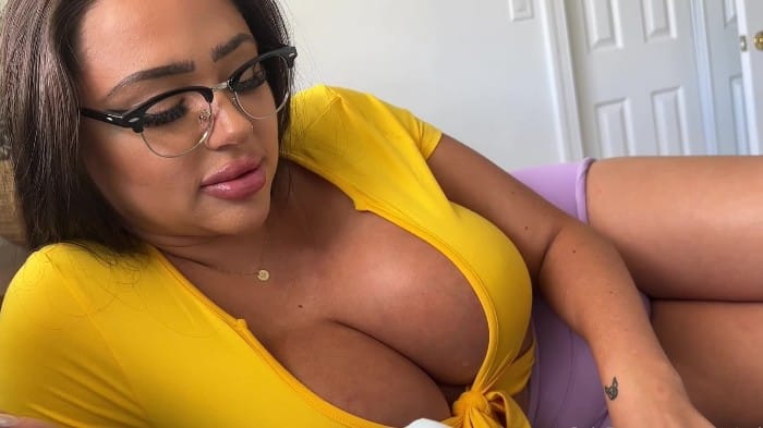 [ScottStark-Householdfantasy] Zoey Foxx - Busty Latina Step Sister Business Lessons (2025-09-10) [1080p] 1