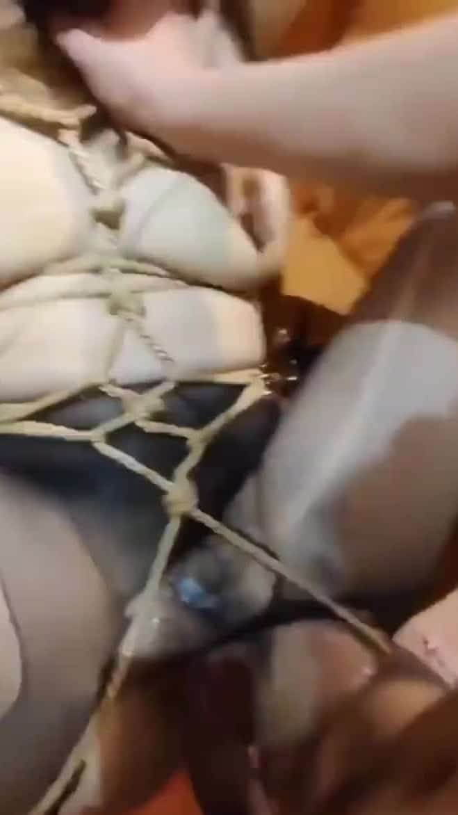 新奇刺激❤️sm调教你最喜欢的清纯双马尾同桌 2