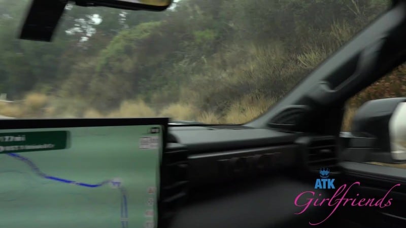 ATKGirlfriends 25/10/10 Dez Hansen Central Cali 1 FullHD 3