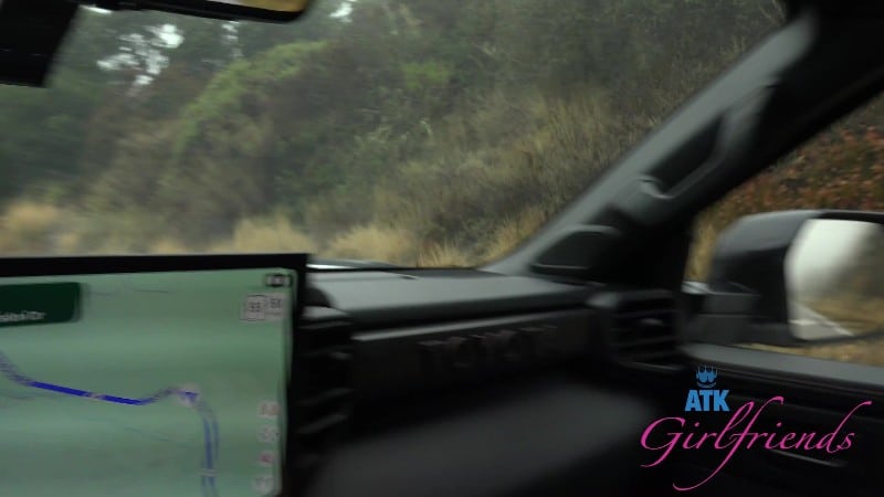 ATKGirlfriends 25/10/10 Dez Hansen Central Cali 1 4k 3