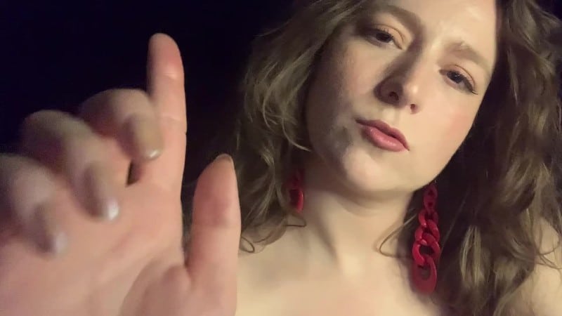 Alt ASMR Maddie - brushing 3