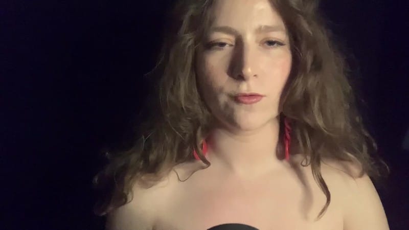 Alt ASMR Maddie - brushing 4