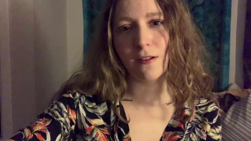 Alt ASMR Maddie - friend confesses love 2