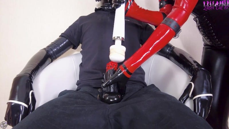 An Hour Long Offline Session Of A Slave And A Rubber Doll 3