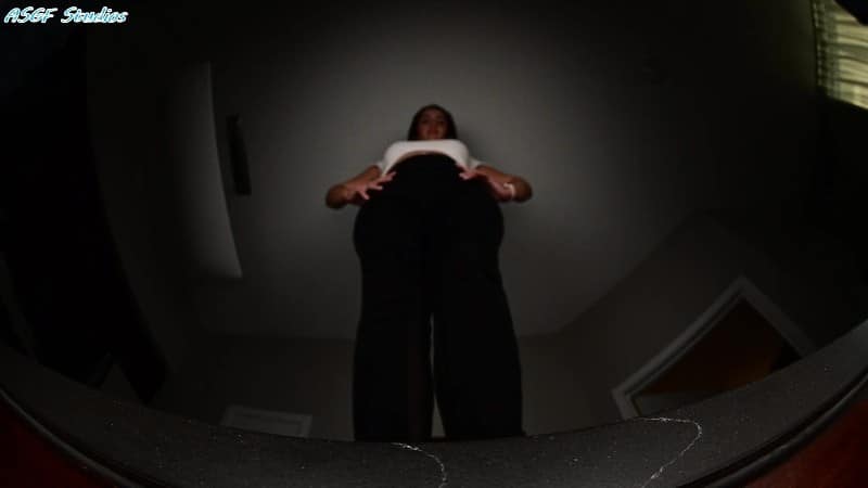 Anna Dark Natasha Big Stinky Feet Giantess Crush Mp4 3