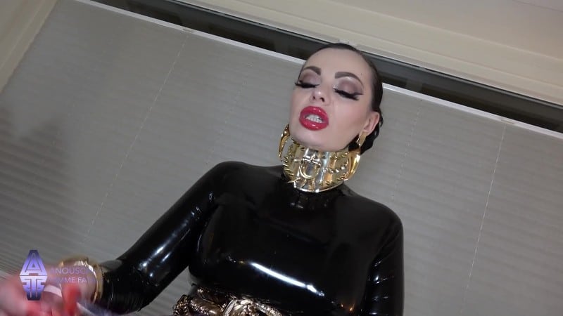 Anouschka Femme Fatale - Useless Cuckie Masturbating In Latex 4