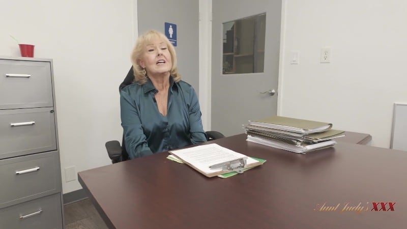 AuntJudysXXX 25/10/29 Desiree Eden FullHD 24