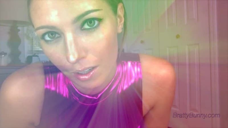 Bratty Bunny - Pink shiny fetish - Mesmerize 5