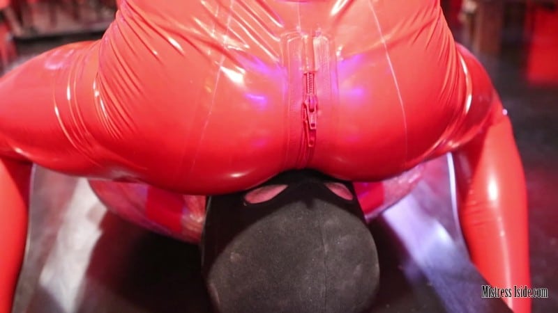 Deluxe Ass Smothering Hd 5