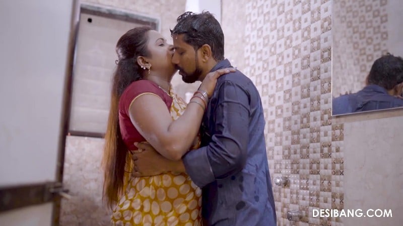 DesiBang 25/10/19 Curvy Indian MILF Fucking In Bathroom FullHD 2