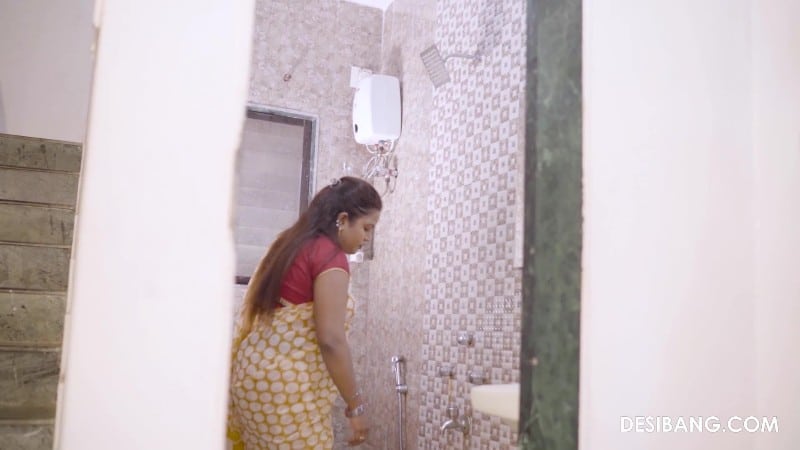 DesiBang 25/10/19 Curvy Indian MILF Fucking In Bathroom FullHD 1