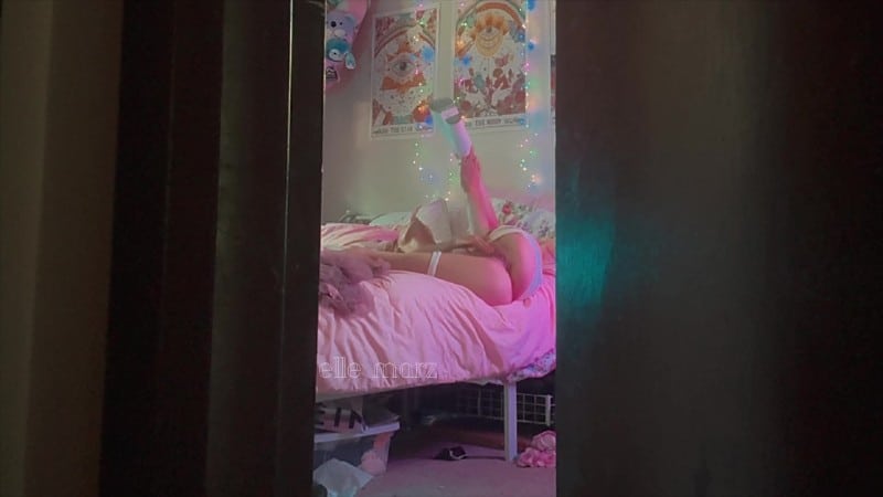 Elle Marz Cheating wife cums thinking about another man 4