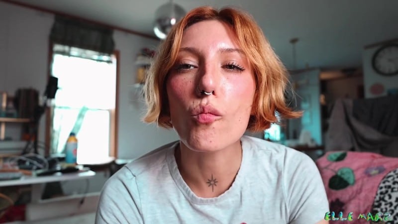 Elle Marz Dirty foot fetish loser 2