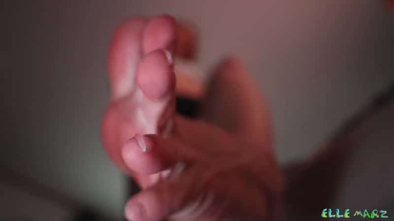 Elle Marz Dirty foot fetish loser 4