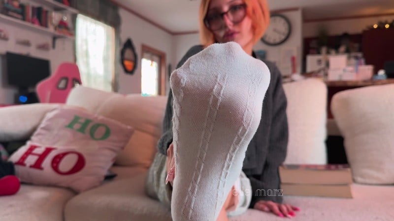 Elle Marz Librarian foot tease joi 2