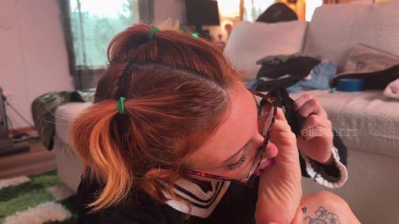 Elle Marz Magic control sweaty feet worship 4