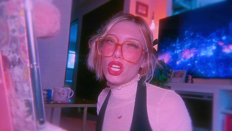 Elle Marz Rude-giant-receptionist-steals-tiny-from-work-ASMR 4