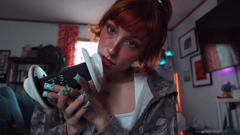 Elle Marz Your-first-handjob-JOI-ear-licking-asmr 1