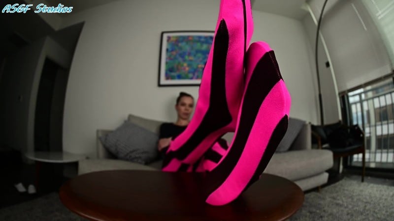 German Milf Is A Foot Virgin Enjoy Her Big 10 Soles Pt 4 Mp4 21