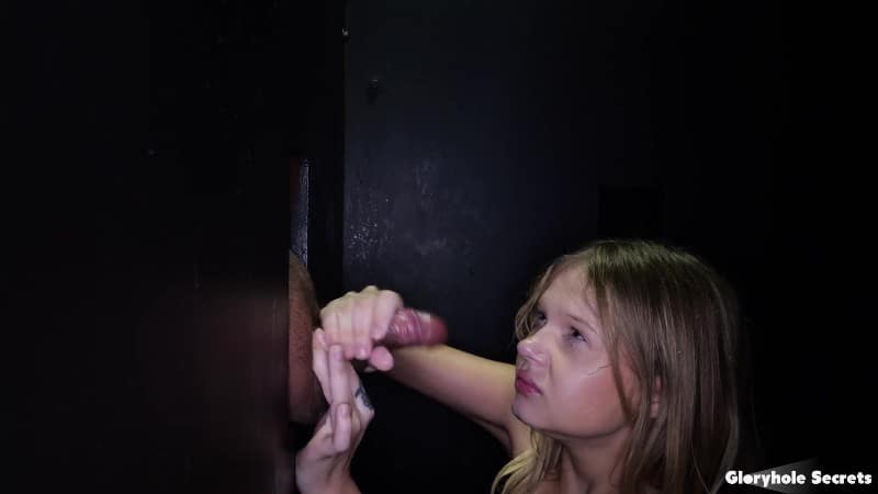 GloryHoleSecrets 25/10/24 Coco Lovelock First Glory Hole FullHD 5