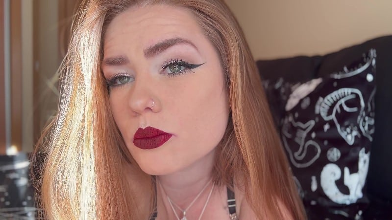 Goddess Roxy - Face Worship 3
