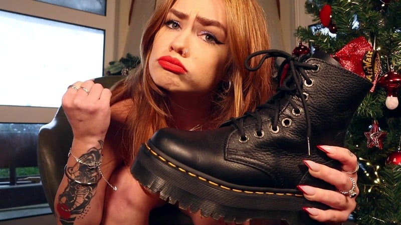 Goddess Roxy - Obsessed With Dr Martens Lick Them Clean 5