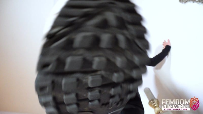I Will Crush You Under My Dirty Sneakers Giantess Feet And Trampling Pov With Miss Kinga 4K Uhd Mp4 2