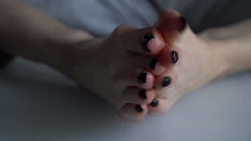 Imilia Audley Controlled by Beautiful Feet Slowburn 4