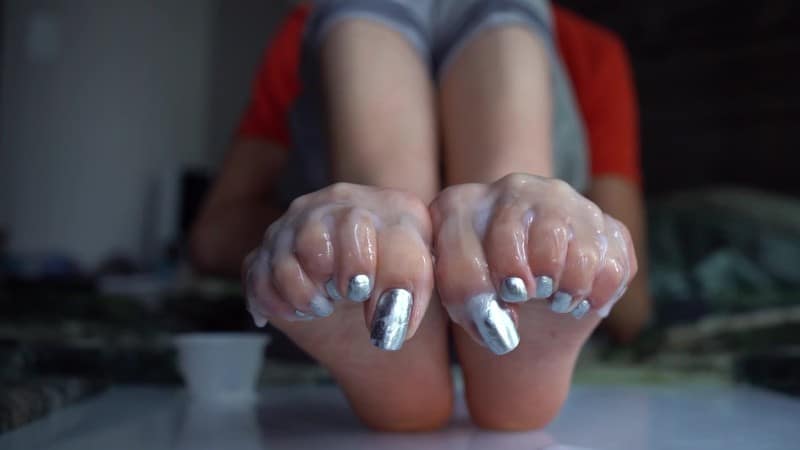 Imilia Audley Disloyal-Footslave-CEI-Punishment 4