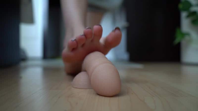 Imilia Audley Feet Destroy Your Cock and Balls 2