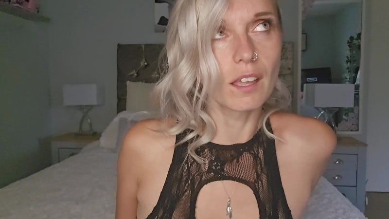 Lexi Snow - Your Wife Begs Whilst You Cum For Me 3