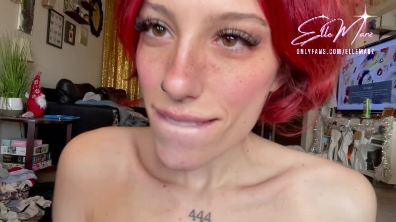 ManyVids Elle Marz Messy throat saliva begging for you to fill my throat 3