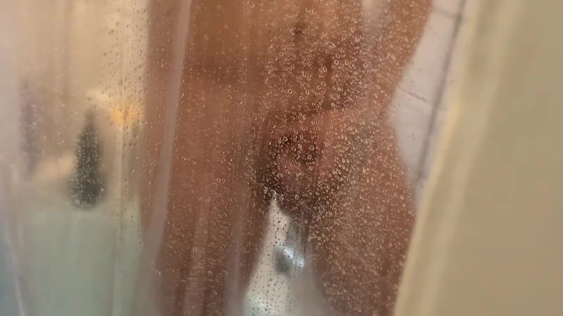 Melissa Masters - Caught Peeping On Your Roommate Teaser 1