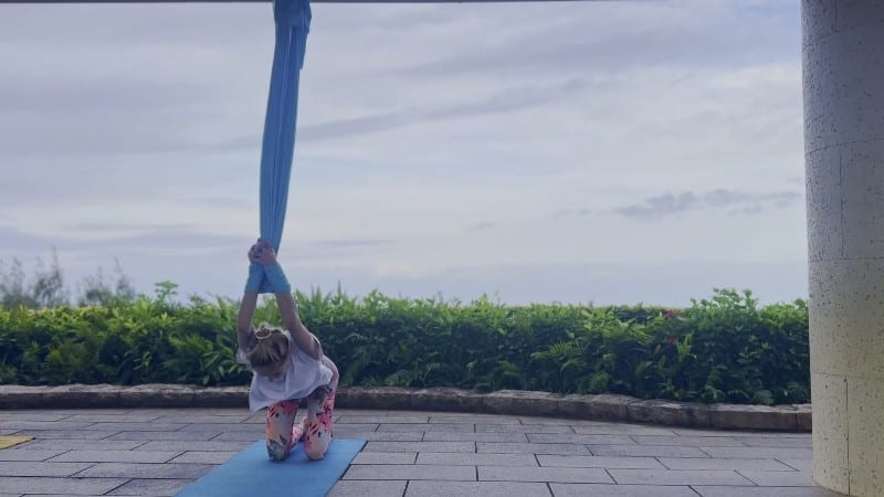 MissDaisyDiamond My 1st Hammock YOGA lesson SFW 2