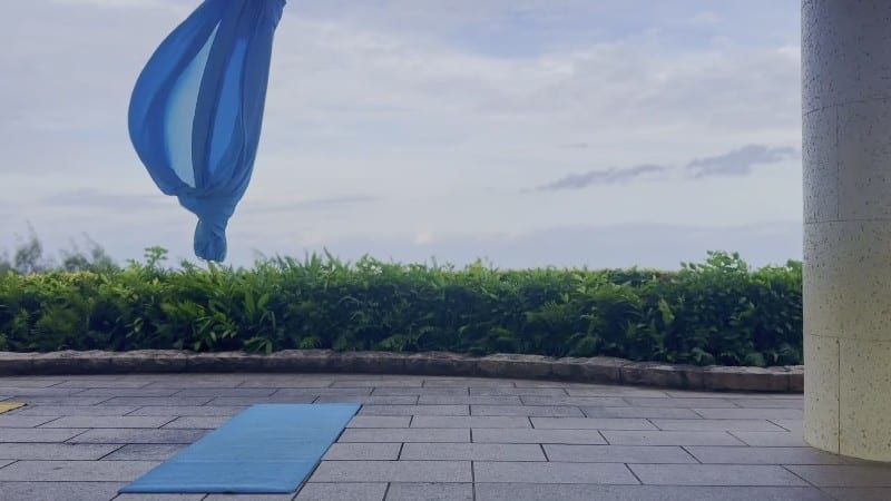 MissDaisyDiamond My 1st Hammock YOGA lesson SFW 1