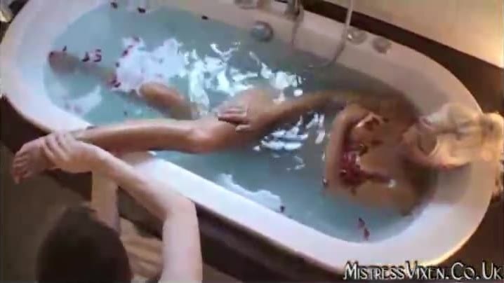 Mistress Vixen - Bathroom Slave 3