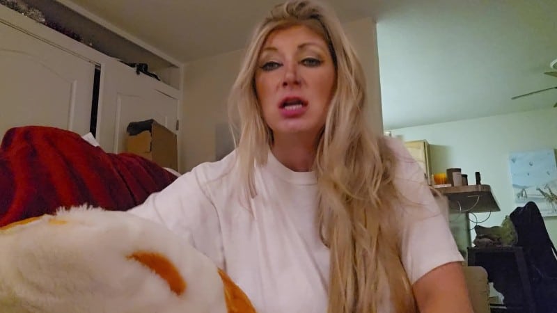 MizzErotique Mommy and step Son s Smelly Sex Den 1