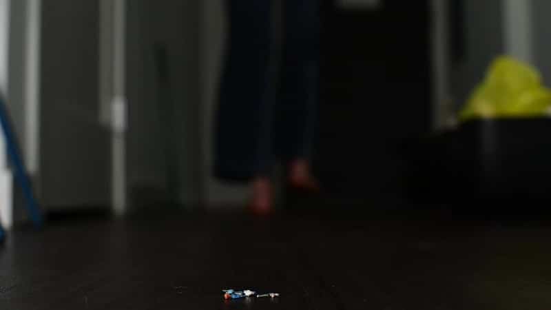 New Model German Milf Unaware Walkby Crush Mp4 3