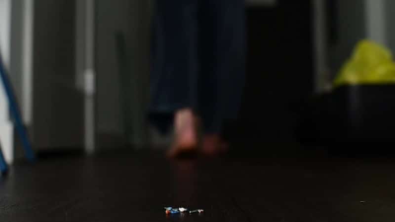 New Model German Milf Unaware Walkby Crush Mp4 5