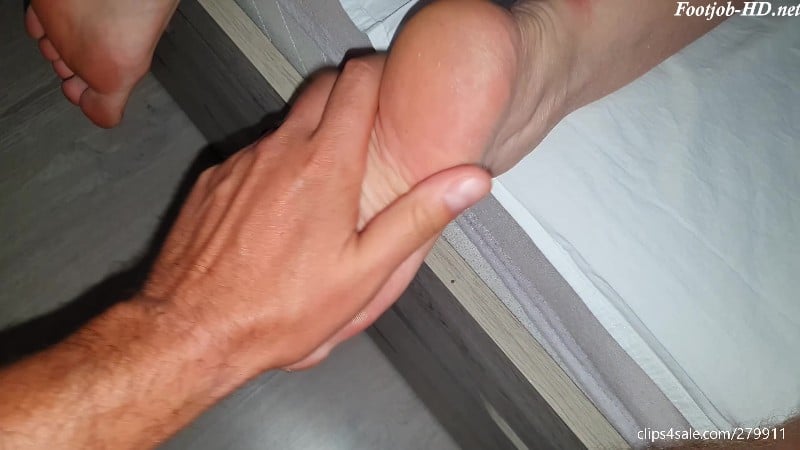 Pole Dancer Doing Footjob Soles For Your Cum 1