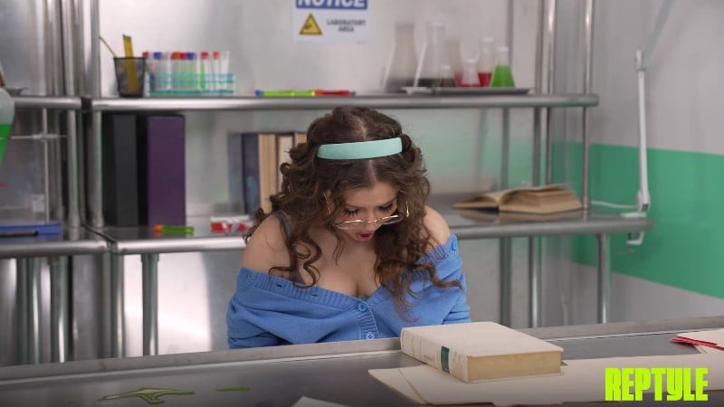 ReptyleLabs 25/10/30 Leana Lovings Secret Voyeur Experiment FullHD 2