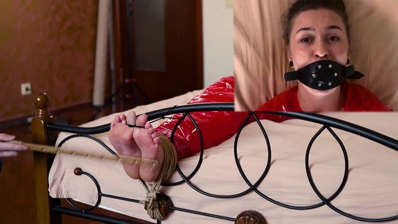 Russian girls fetish Bastinado Battle 4