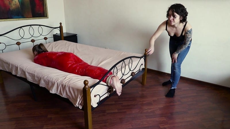 Russian girls fetish Bastinado Battle 1