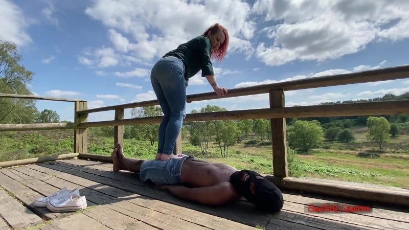 Sadistic Queens - Squishysax - Miss Katherine Kendal - Stomping Sweaty Feet 3